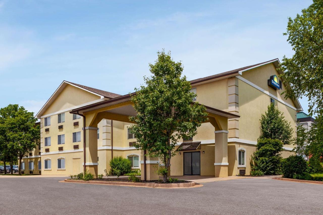 Days By Wyndham Kansas International Airport Hotel Kansas City