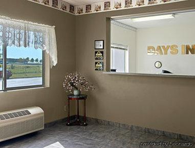Days By Wyndham Kansas International Airport 2*
