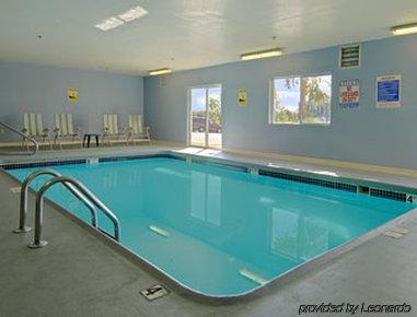 Hotel Days By Wyndham Kansas International Airport