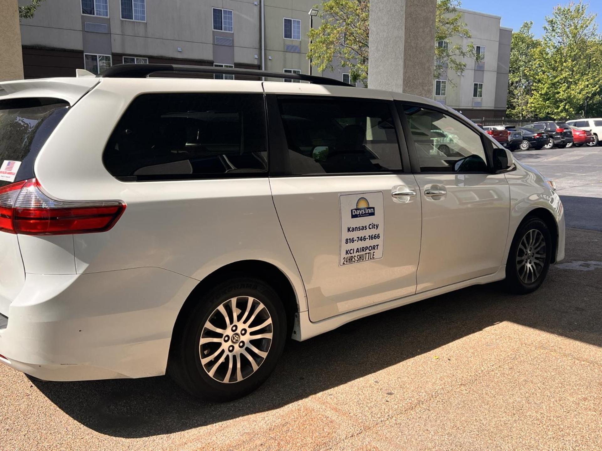 Hotel Days By Wyndham Kansas International Airport Kansas City